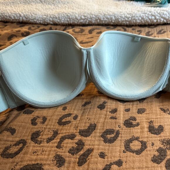 Body by Victoria Secret Lined Strapless Light Bra Blue Lace T Shirt 34DD - Picture 7 of 9